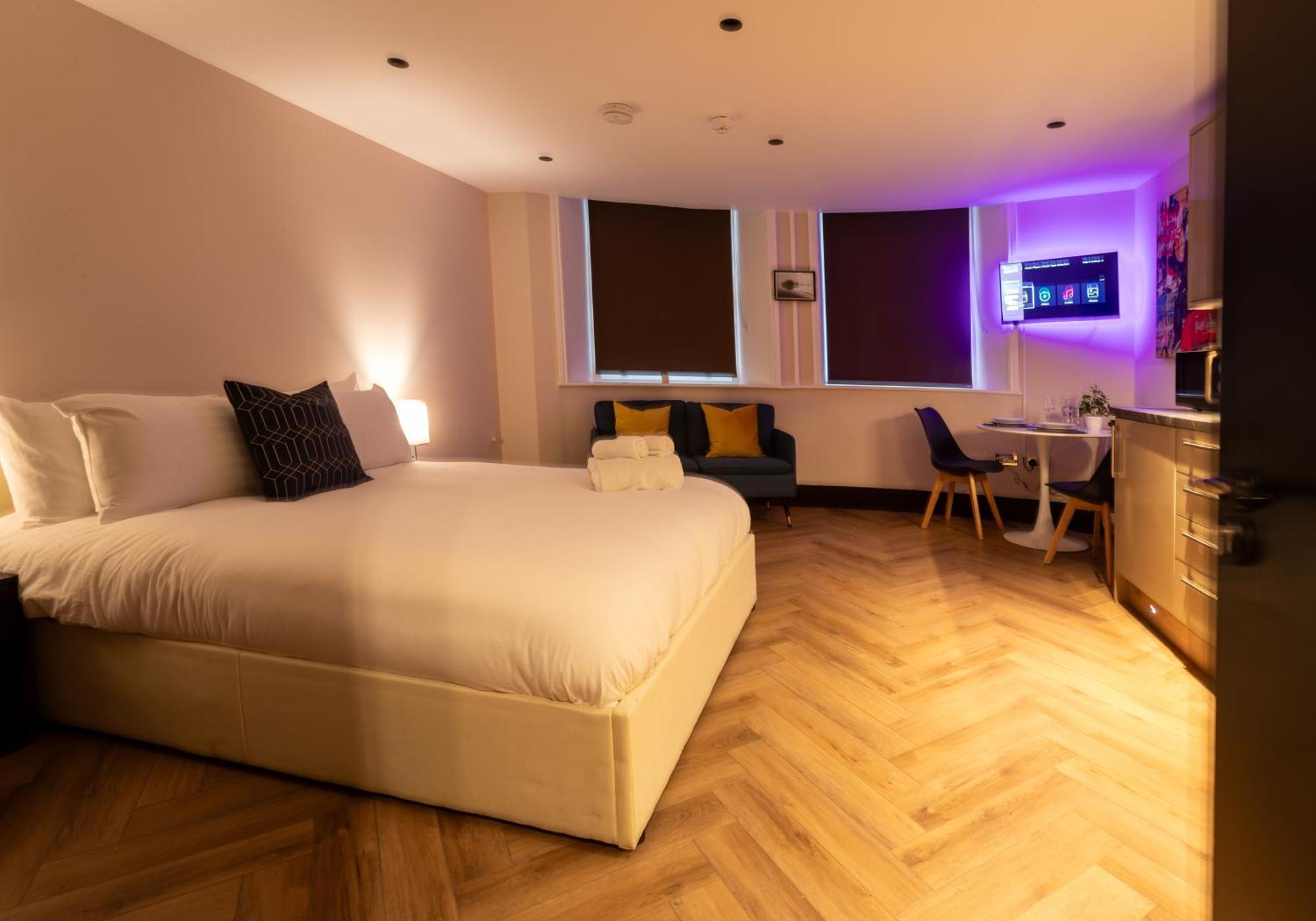 Oasis Studio In The Heart Of The City Brighton Eksteriør bilde