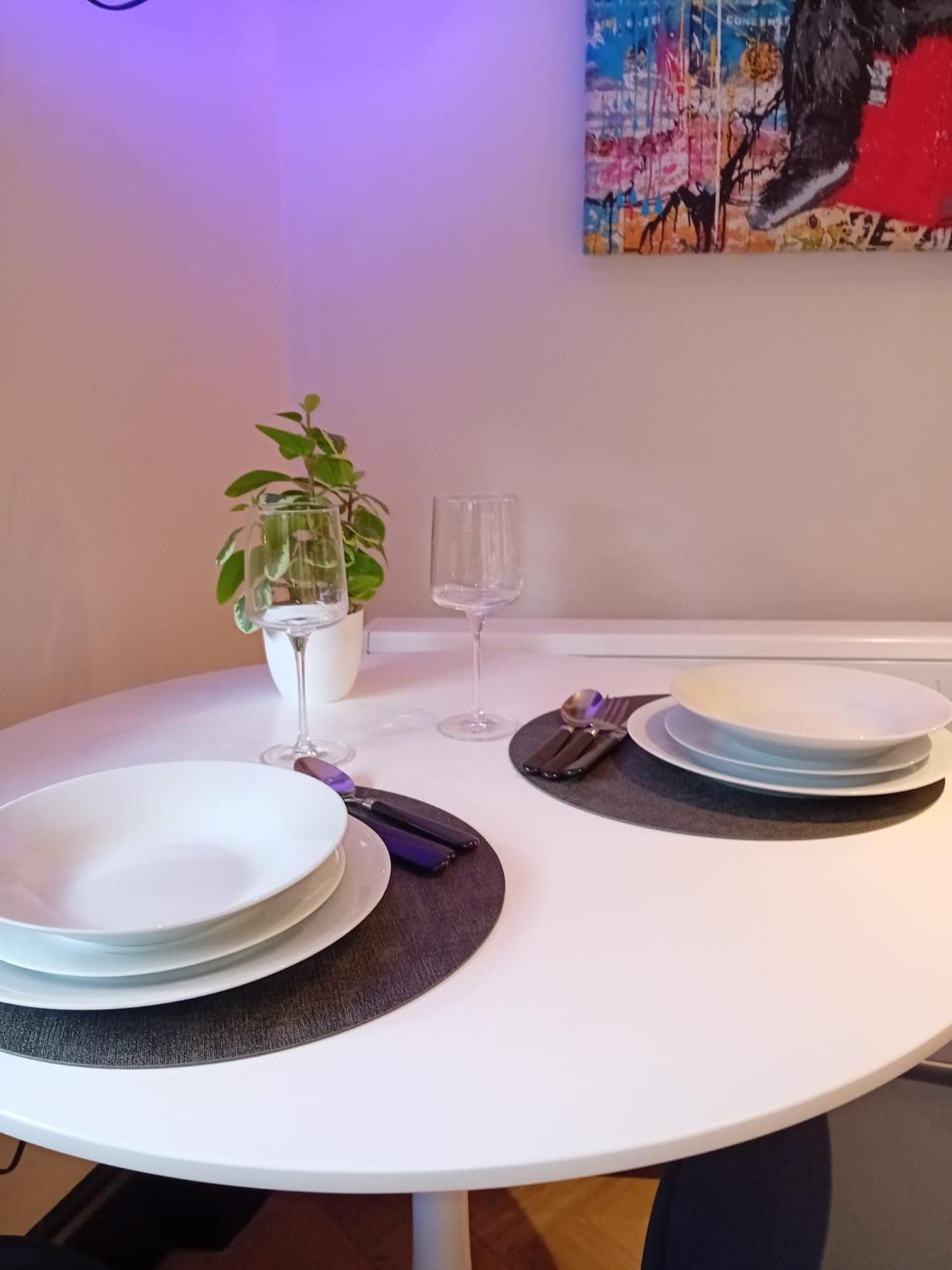 Oasis Studio In The Heart Of The City Brighton Eksteriør bilde